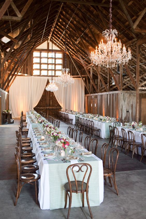 100 Stunning Rustic Indoor Barn Wedding Reception Ideas – Page 8 – Hi