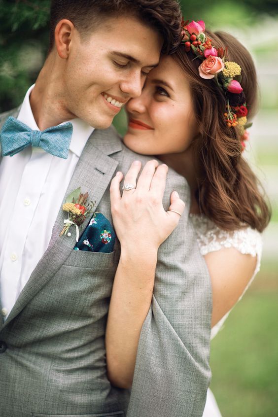 http://www.himisspuff.com/wp-content/uploads/2016/10/Bride-and-Groom-Wedding-Photo-Ideas-35.jpg