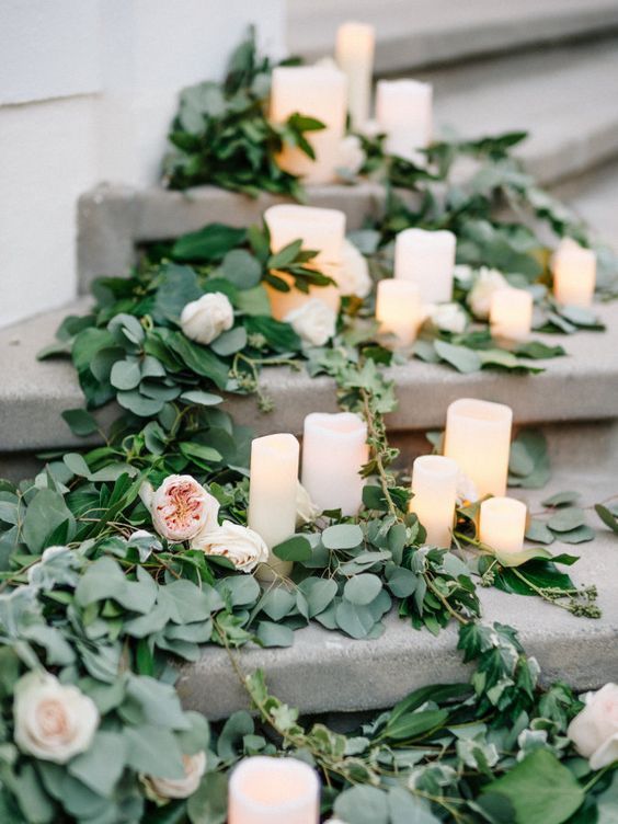 Wedding Staircase Décor Ideas
