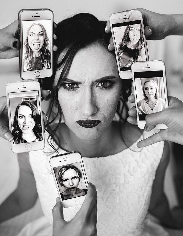 funny getting ready wedding photo idea
