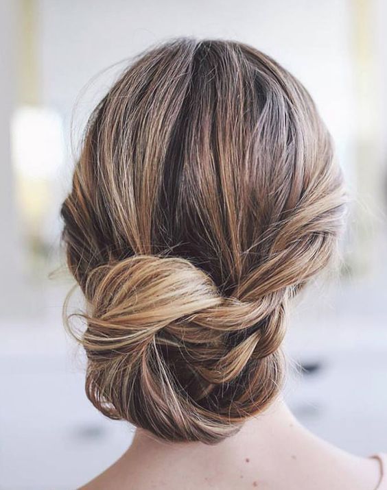 ️ 45 Most Romantic Wedding Hairstyles For Long Hair - HMP