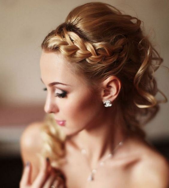 Elegant braided wedding hairstyle ideafrom Elstile