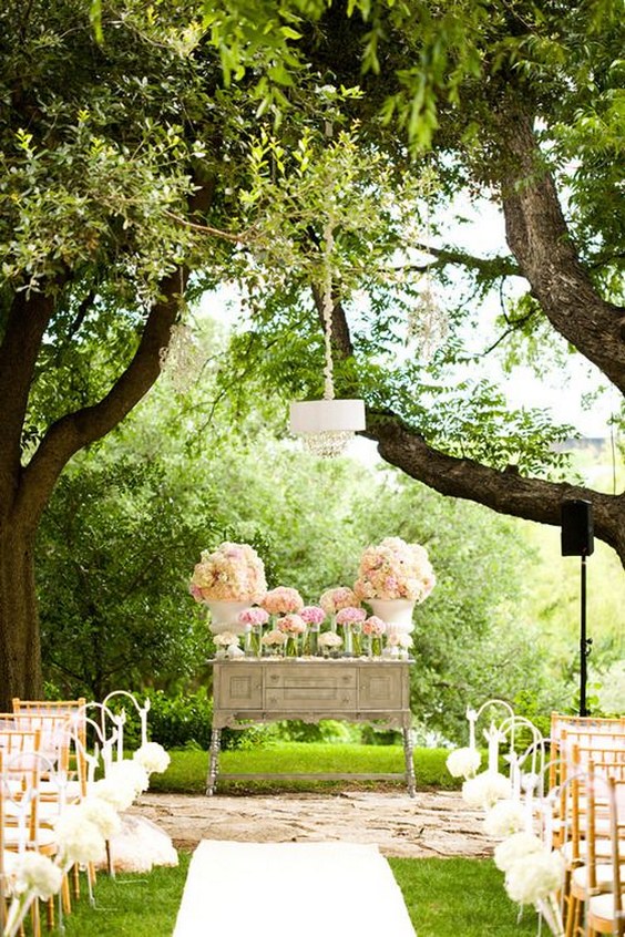 Vintage outdoor wedding alter