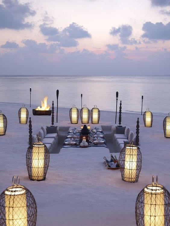 beach wedding reception idea via Fab Mood