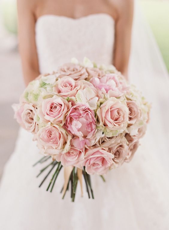 classic round bouquet of blush roses via Natasha Hurley