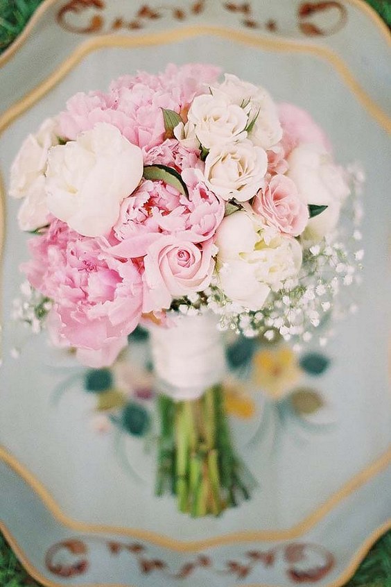 soft pink wedding bouquets via ashley seawell photography