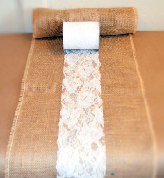 burlap and lace table runners