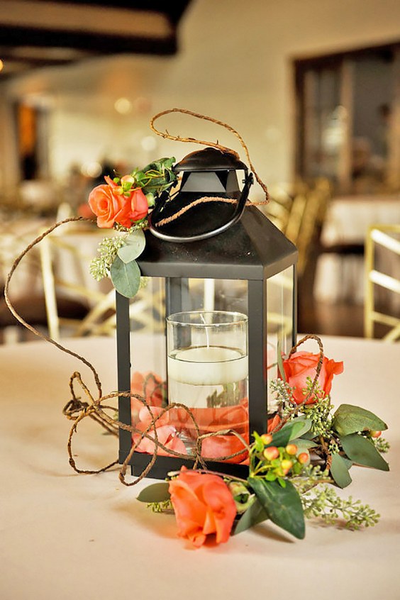 lantern-wedding-centerpiece-viktoriya-evich-krudu-photography