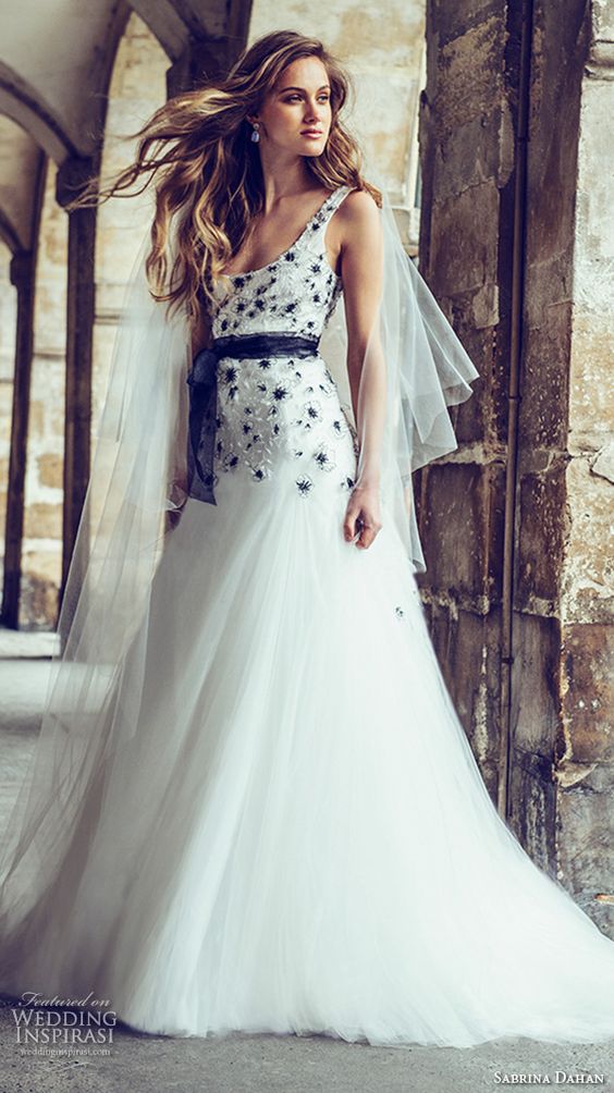 sabrina dahan bridal fall 2016 audrey silk tulle black white 3 dimensional beading wedding dress paris photo shoot