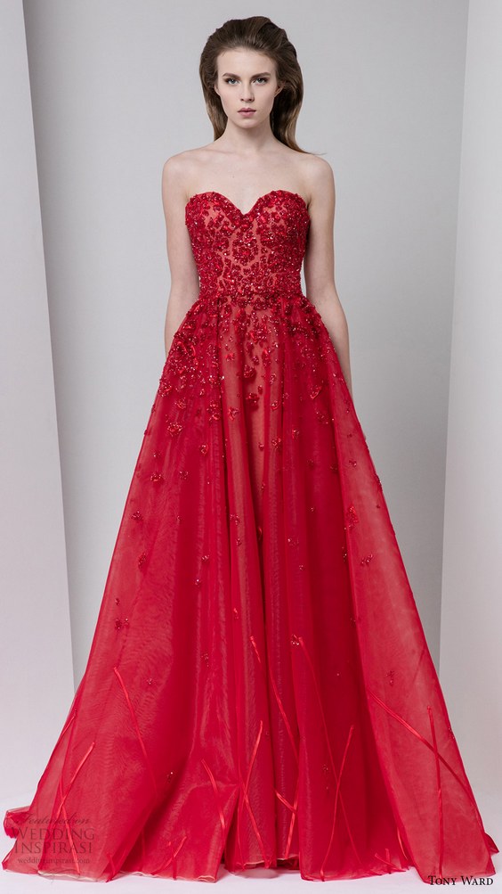 tony ward fall 2016 rtw strapless sweetheart a line red evening gown embellished bodice couture bridal inspiration