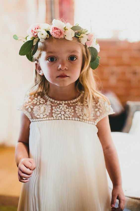 Flower girl dresses and hairstyles 17