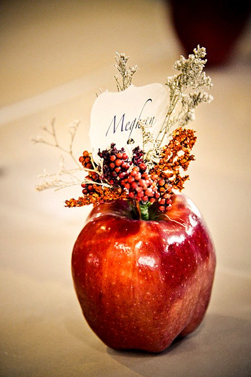 fall apple wedding decor