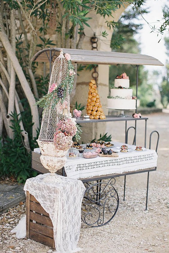 outdoor country wedding dessert table ideas