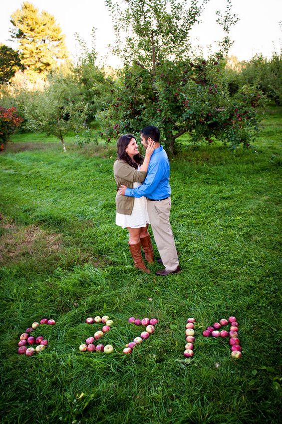 Fall Engagement Photo &  Save The Date Ideas 13