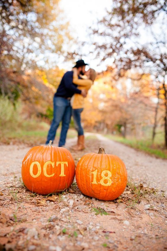 50 Fall Save the Date & Engagement Photo Ideas – Page 5 ...