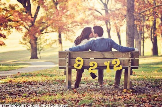 Fall Engagement Photo &  Save The Date Ideas 4