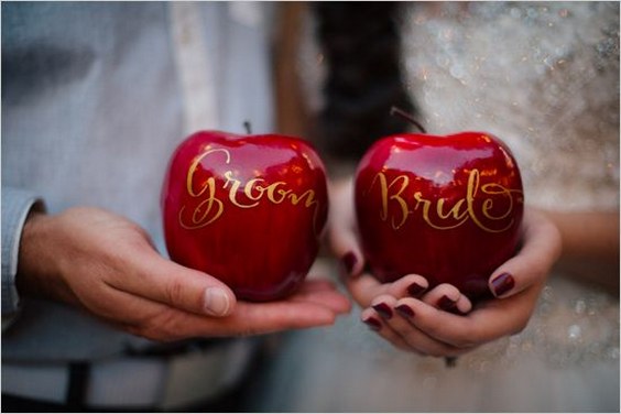 floating apples and candles wedding idea