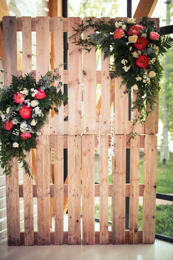 50 Fab Rustic Wood Pallet Wedding Ideas – Hi Miss Puff