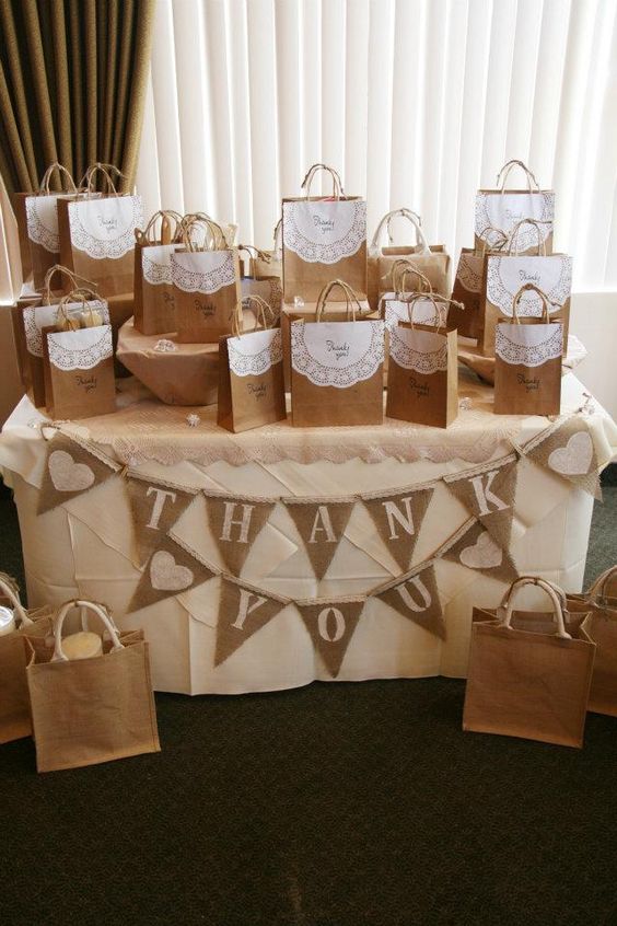 burlap and kraft paper thank your table decor