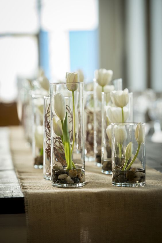 50 White Tulip Wedding Ideas for Spring Weddings – Hi Miss Puff