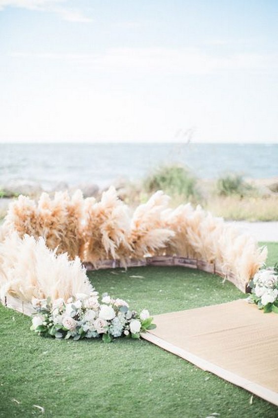 Gorgeous Pampas Grass Ideas for your Wedding