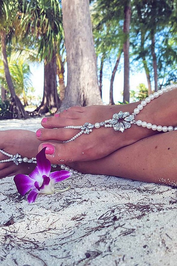 beach wedding shoes nelipotsinsts via instagram 4