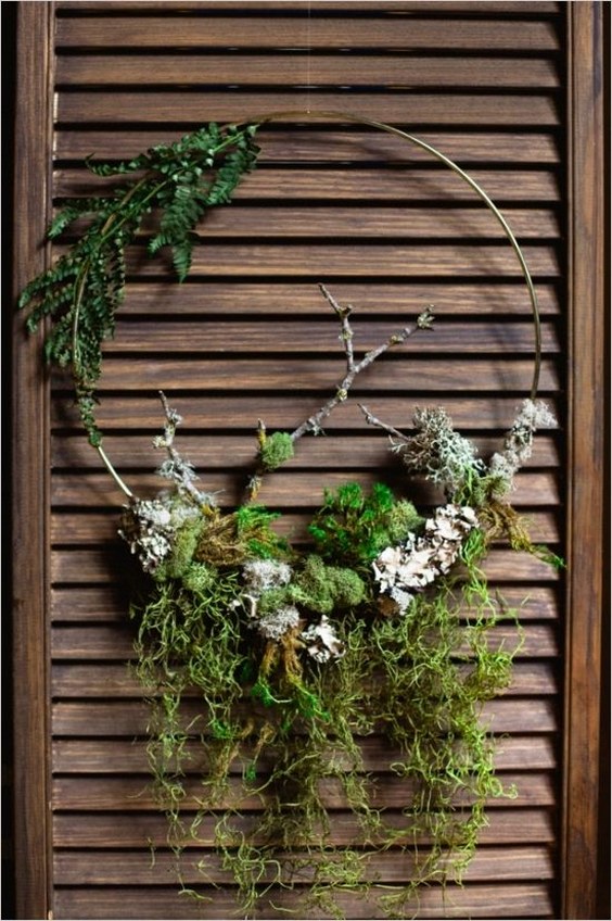 rustic moss wreath