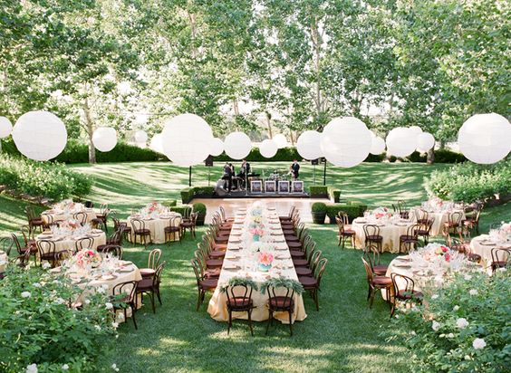 reception layout with some round and some square tables