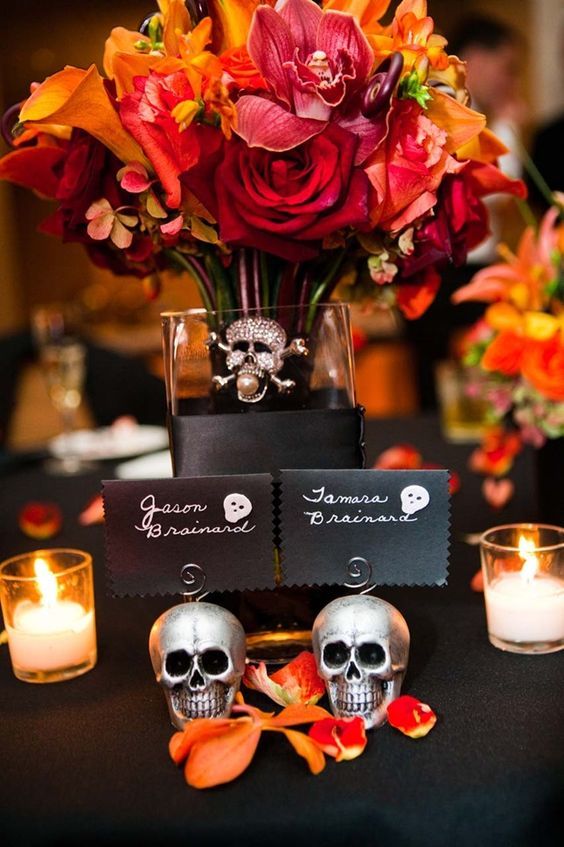 Skulls Wedding Ideas and Details 13