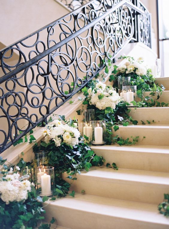Wedding Staircase Décor Ideas 4