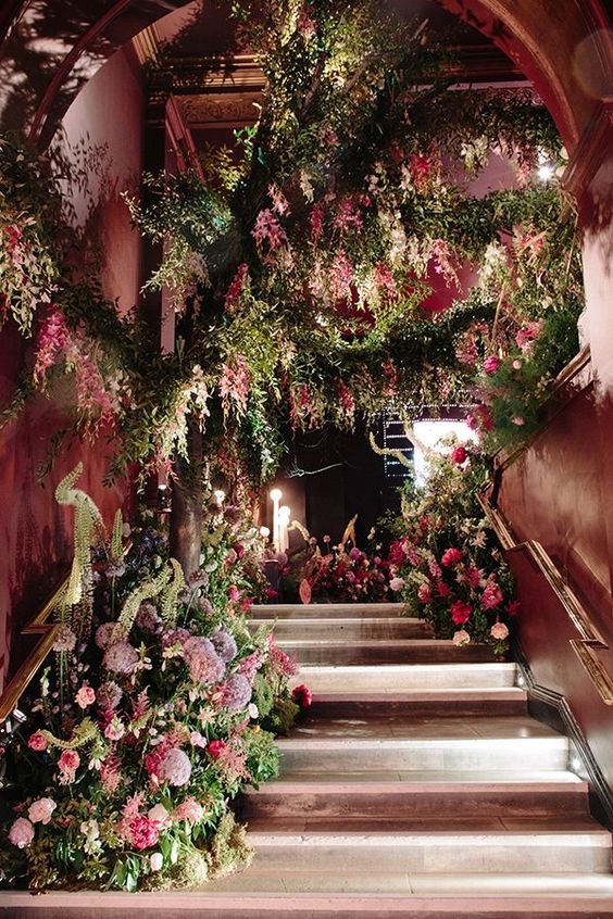 Wedding Staircase Décor Ideas 15