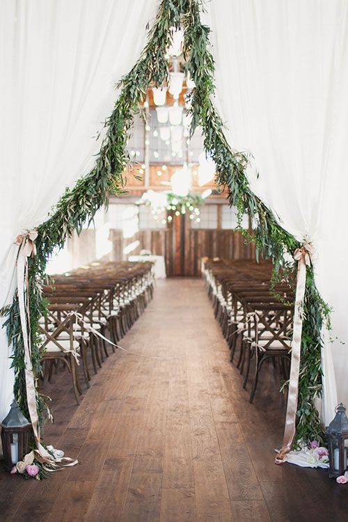 graceful greenery garland decoration ideas for wedding reception