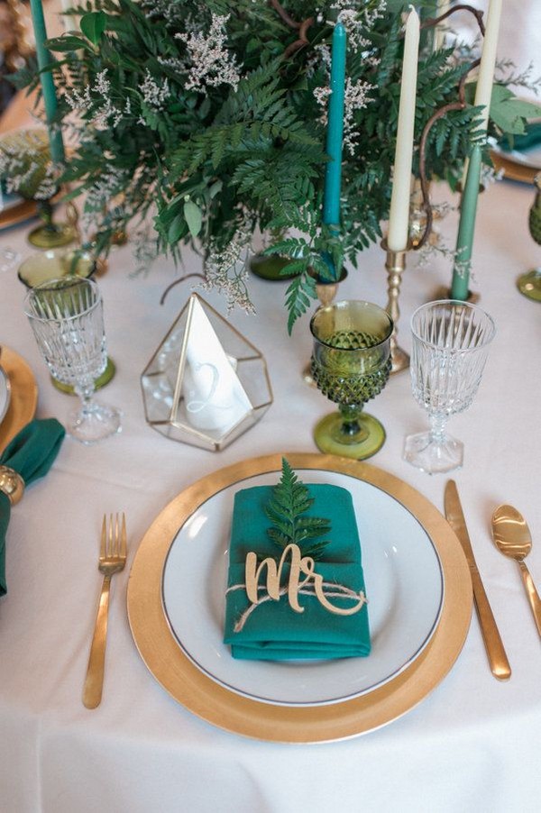 Fresh Emerald and gold wedding table decor