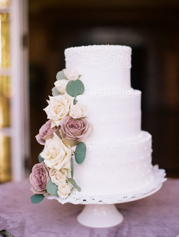 Mauve + cream rose wedding cake