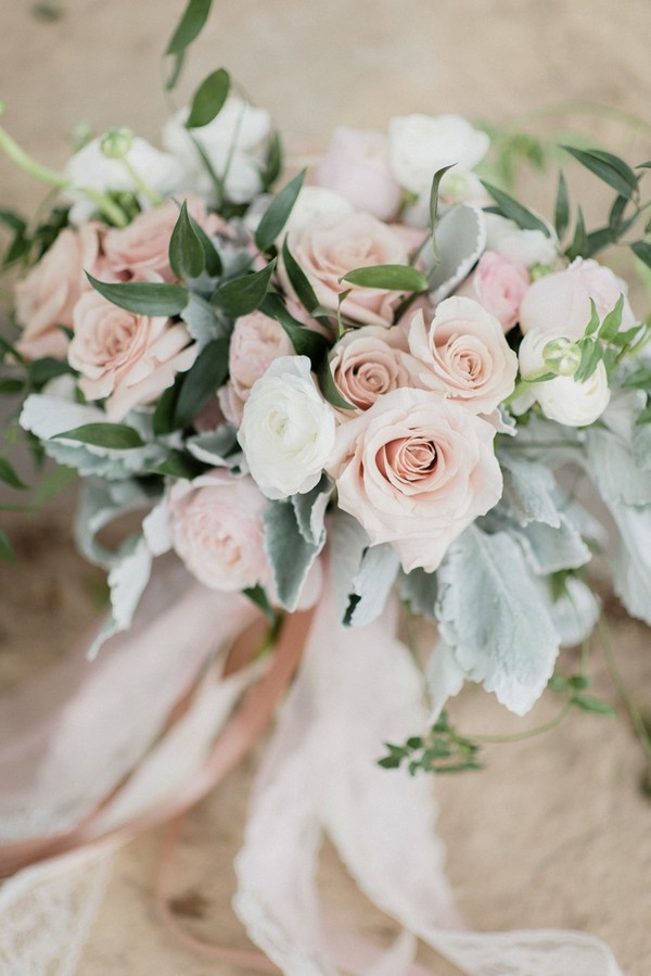 elegant blush wedding bouquet