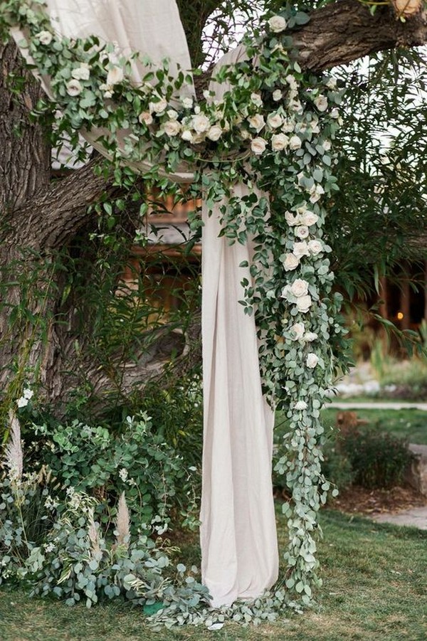 wedding backdrop ideas with hanging garland