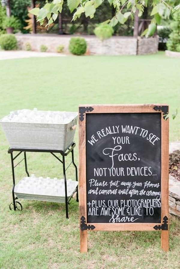 outdoor backyard wedding sign ideas