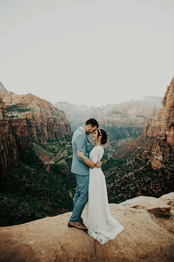 Mountain wedding photo ideas 15