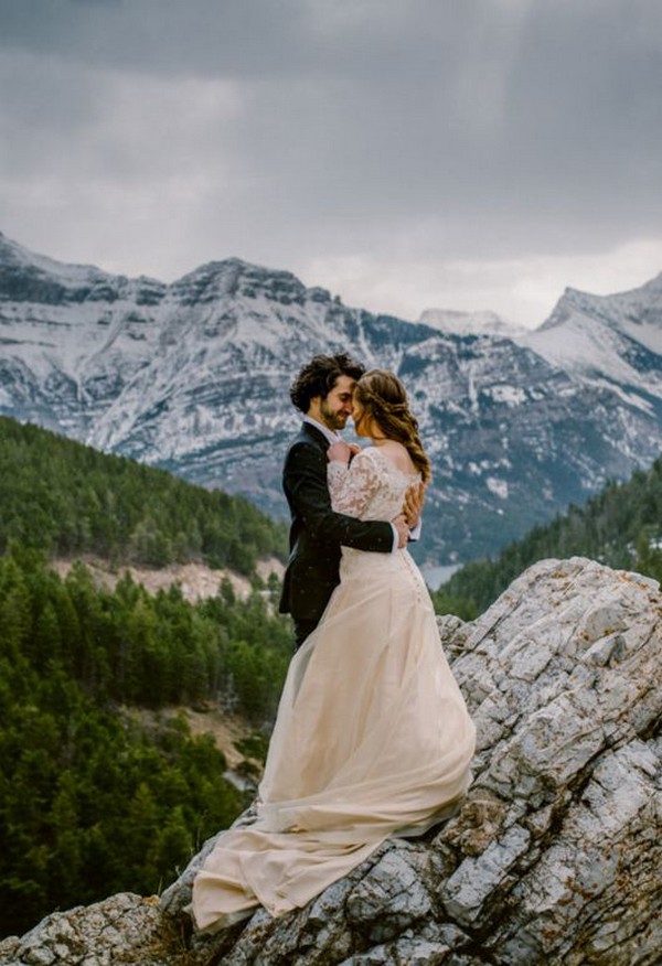 Mountain wedding photo ideas 5