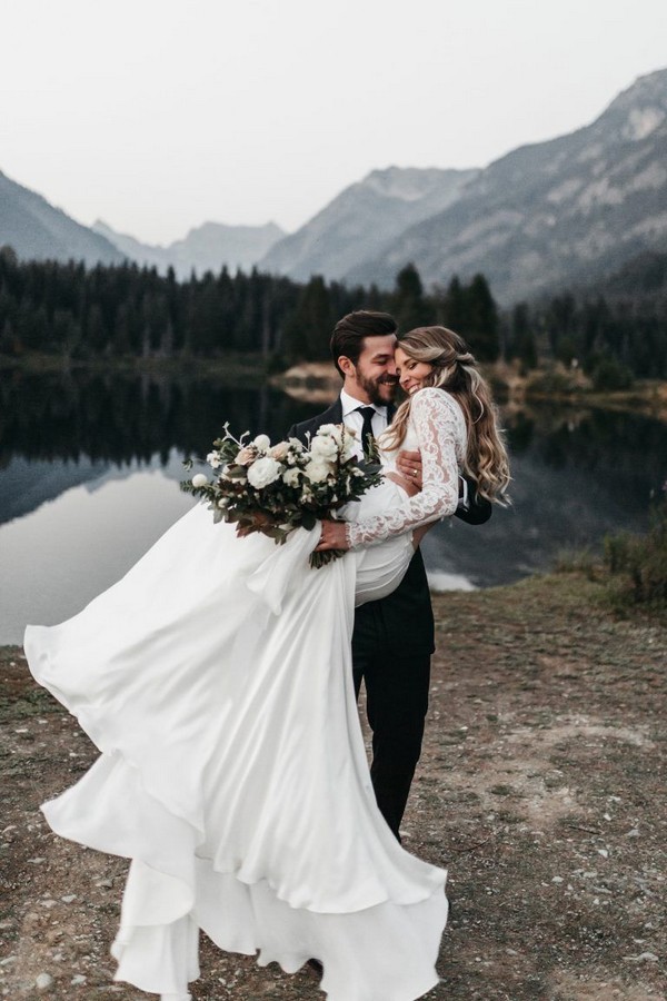 Mountain wedding photo ideas 7