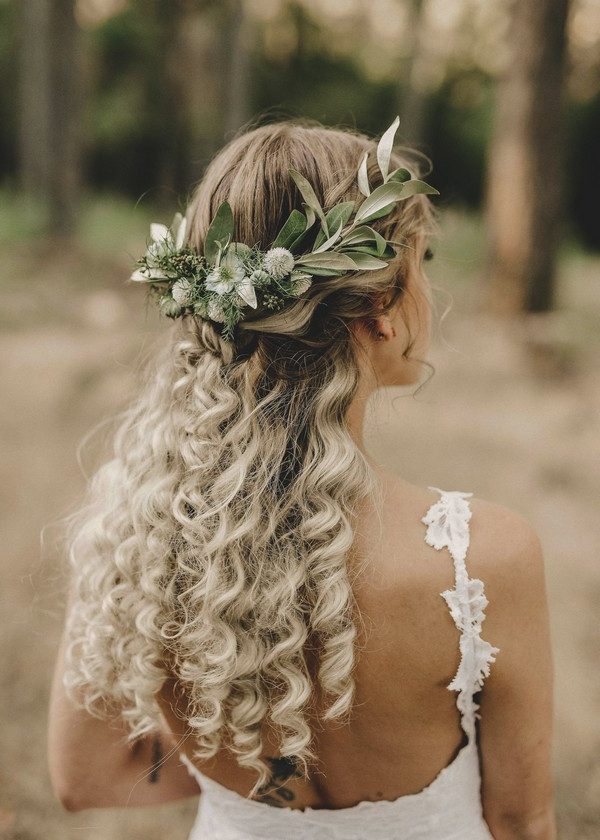 2 ways to wear a flower crown - Hair Romance