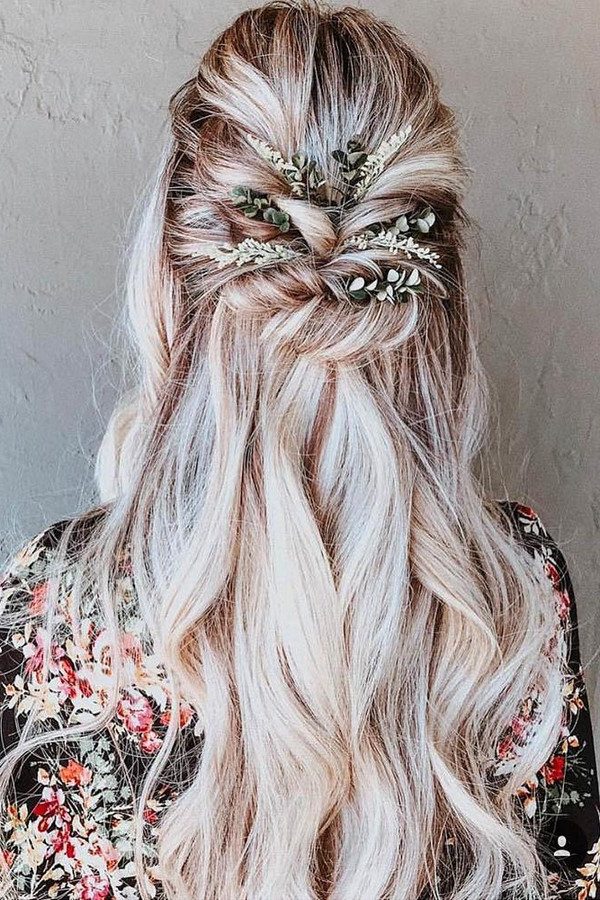 summer wedding hairstyles swept half up half down on long blonde hair with greenery decor babehairbyb via instagram