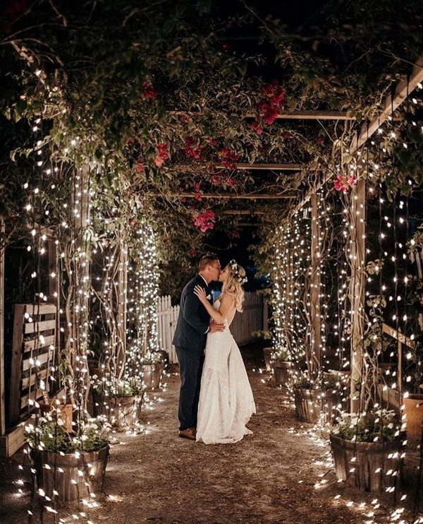 20 Incredible Night Wedding Photos Hi Miss Puff