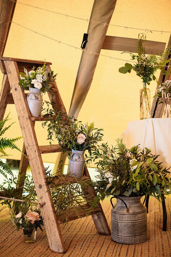 Rustic Country Wedding Ideas Ladder