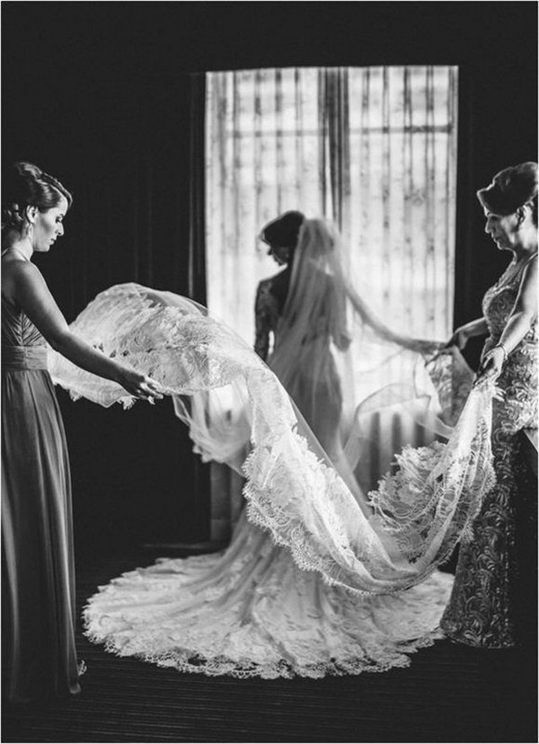 Pre Wedding Photoshoot Ideas for the Bride and her Bridesmaid