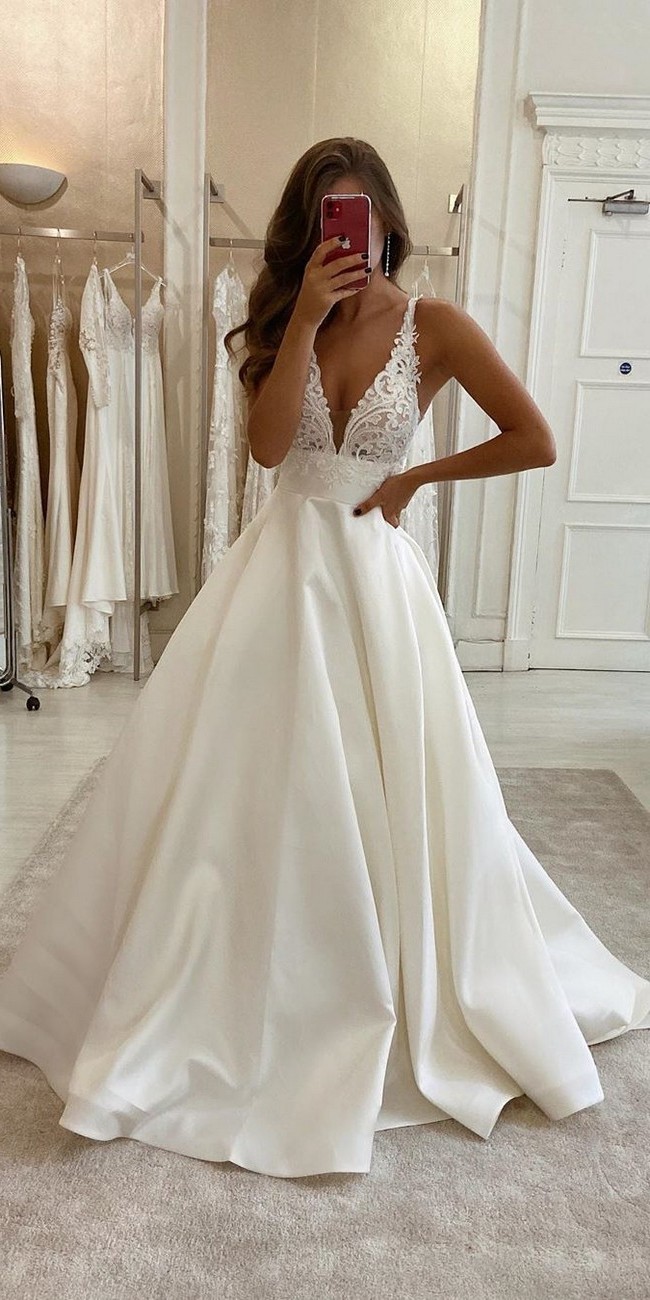 Eleganza Sposa wedding dresses and gowns 16