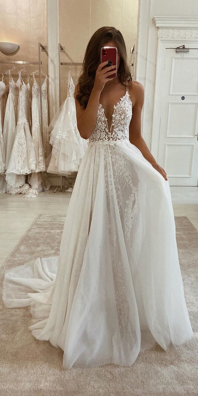 Eleganza Sposa wedding dresses and gowns #wedding #weddingideas #weddingdresses #bridaldresses