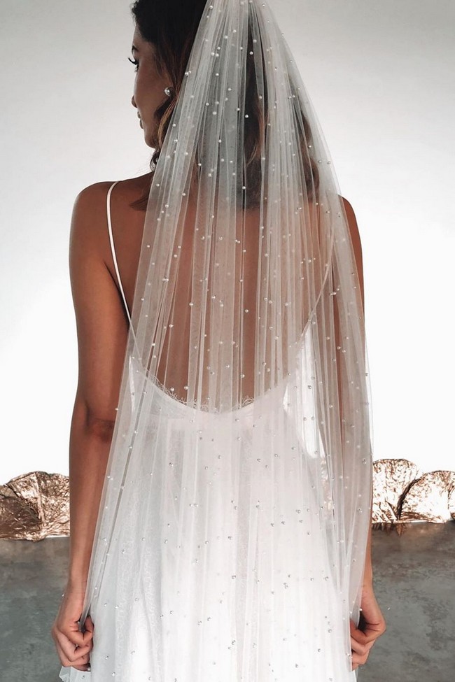 Grace Loves Lace Wedding Veils #wedding #weddingideas #weddingveils #veils