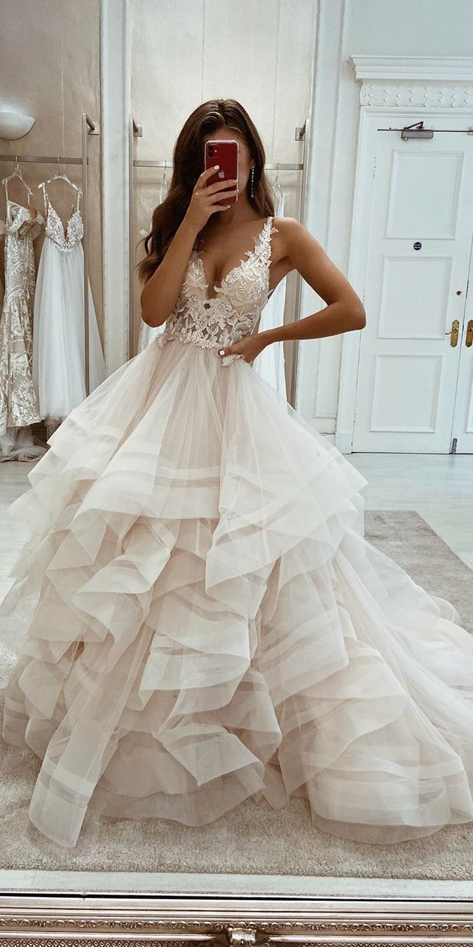 Eleganza Sposa Wedding Dresses 17