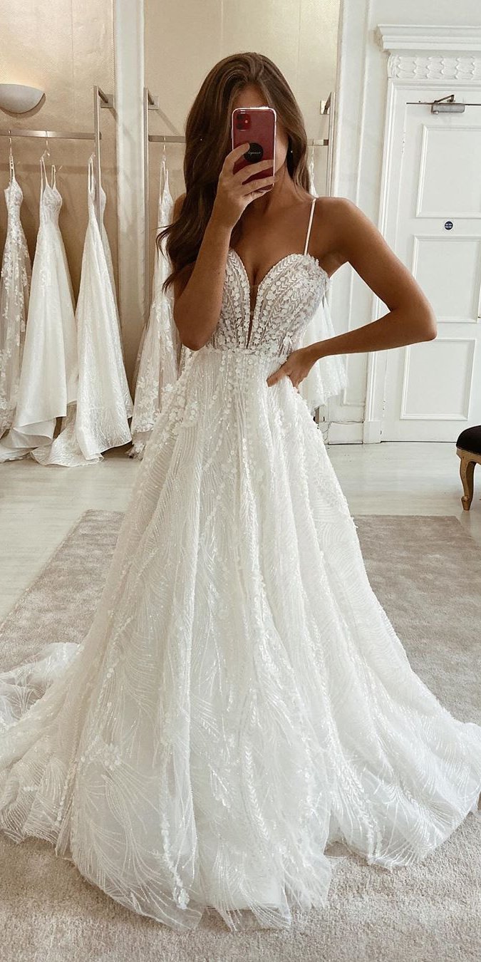 Eleganza Sposa wedding dresses and gowns #wedding #weddingideas #weddingdresses #bridaldresses